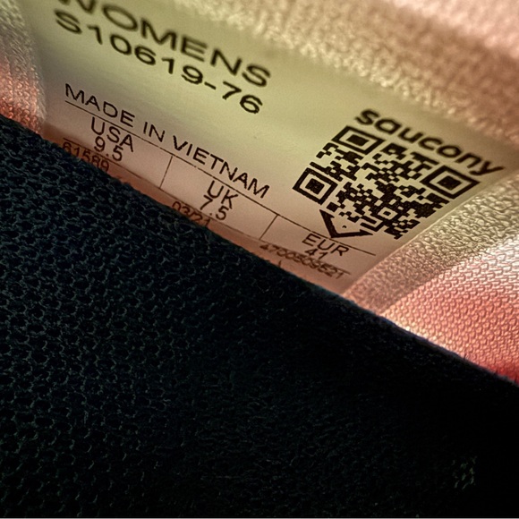 Saucony USA Stars and Stripes Kinvara 12 Running Shoes 9.5M - Picture 7 of 7